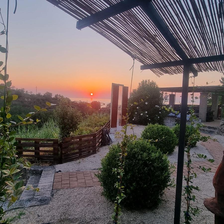 Casale Orgogliosa Hotell San Vito Chietino Exteriör bild